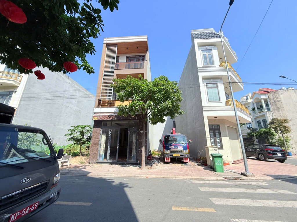 phát hiện nhà bán gấp