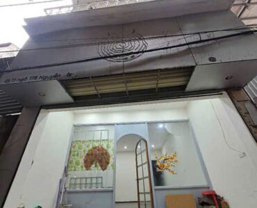 Bán nhà Nguyễn Văn Cừ, Long Biên