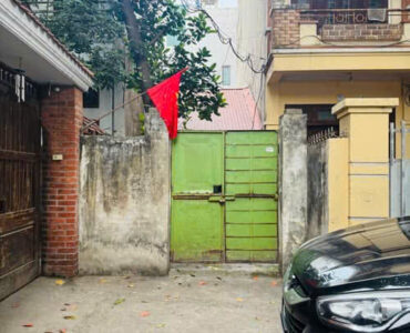 Đất phường Đức Giang, ô tô tránh