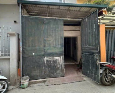 Đất phân lô phố trạm long biên