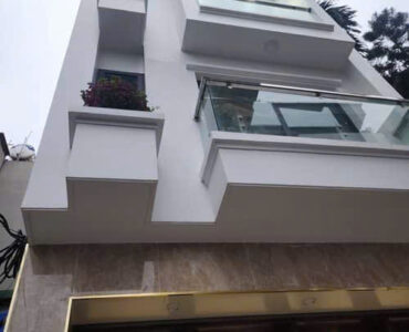 nhà đẹp phân lô tư đình long biên