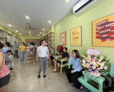 Bán nhà mặt phố Giang Biên