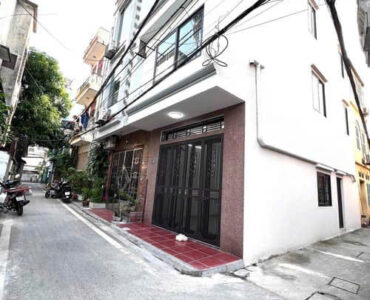 nhà đẹp ở ngay Thượng Thanh