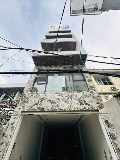 Nhà đẹp Nguyễn Văn Linh