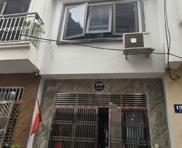 nhà phân lô 918 Phúc Đồng