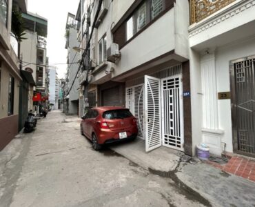 nhà phân lô Tư Đình
