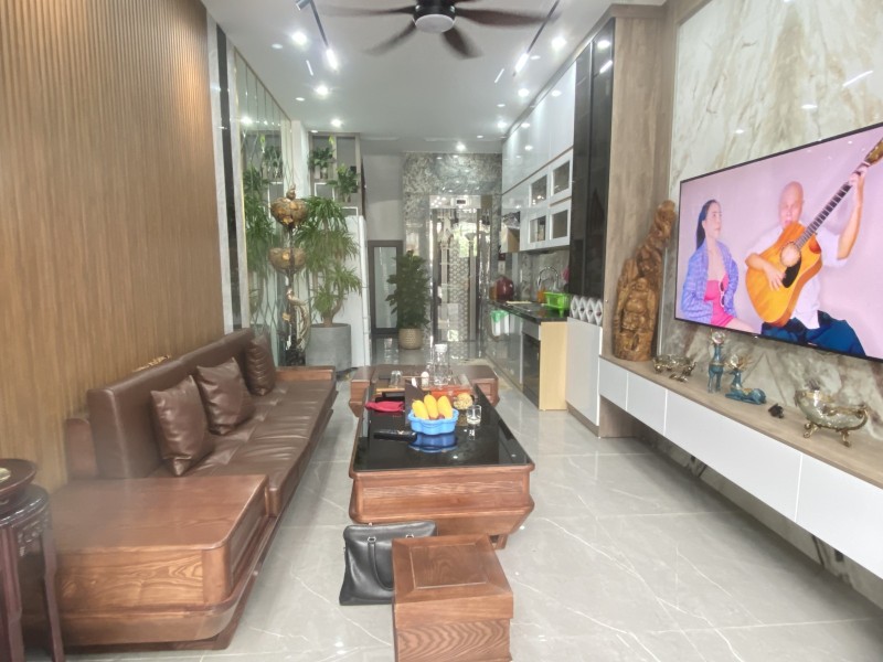 Nhà đẹp Nguyễn Sơn