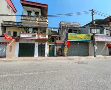 nhà mặt phố Đức Giang