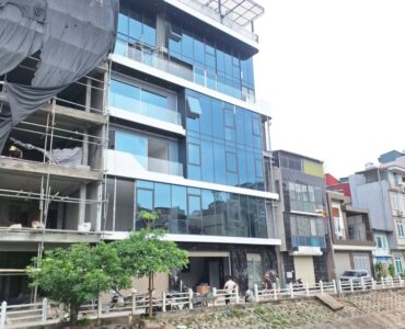 tòa nhà view hồ hồng tiến