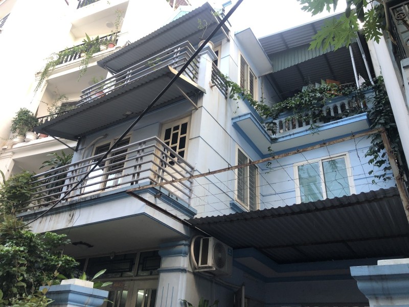 nhà hồng tiến giá rẻ