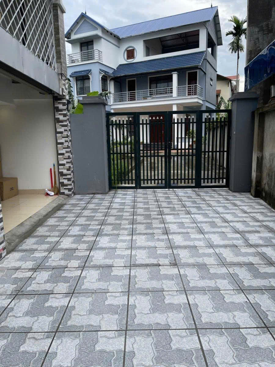 nhà đẹp Nguyễn Văn Linh