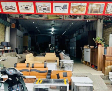 bán nhà mặt phố Ngô Gia Tự